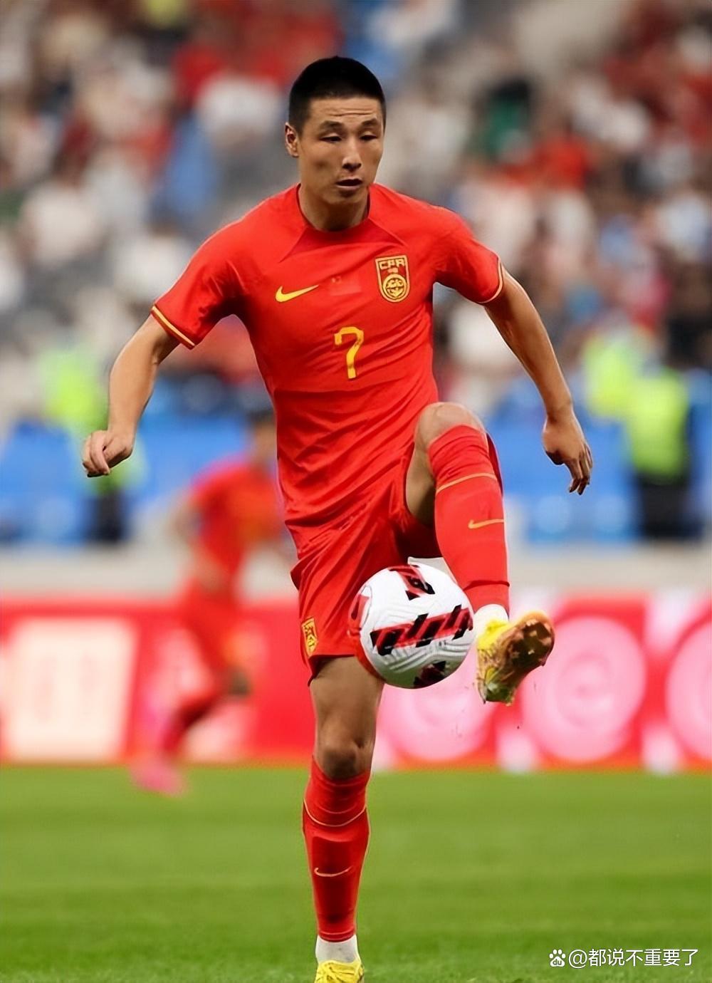 关于足球盛宴火热进行,比赛场面精彩绝伦的信息 关于足球盛宴火热进行,比赛场面精彩绝伦的信息