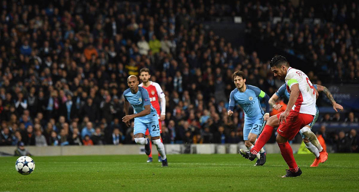 摩纳哥足球俱乐部在赛场上大获全胜 摩纳哥足球俱乐部在赛场上大获全胜