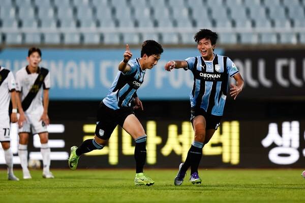 广东菖蒲主场取胜,卫冕冠军势不可挡,连胜再延续! 广东菖蒲主场取胜,卫冕冠军势不可挡,连胜再延续!