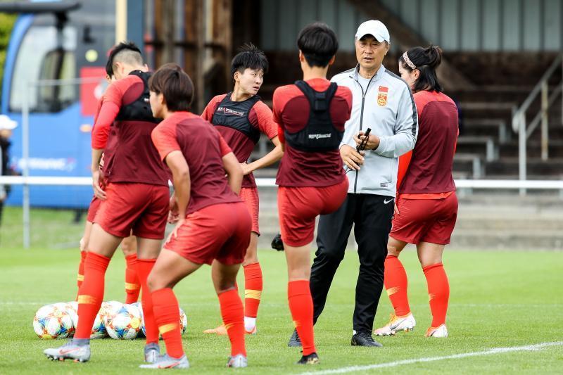 包含韩国球队面对强敌,拼尽全力争取胜利的词条 包含韩国球队面对强敌,拼尽全力争取胜利的词条