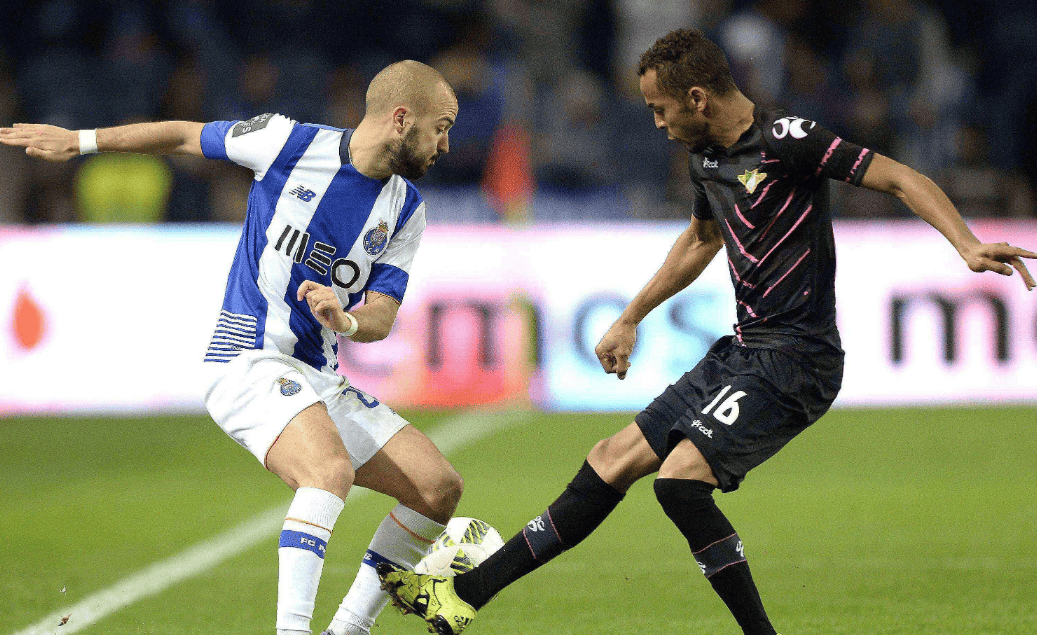 包含阿贾克斯继续豪取荷甲联赛胜利,领先优势扩大的词条 包含阿贾克斯继续豪取荷甲联赛胜利,领先优势扩大的词条