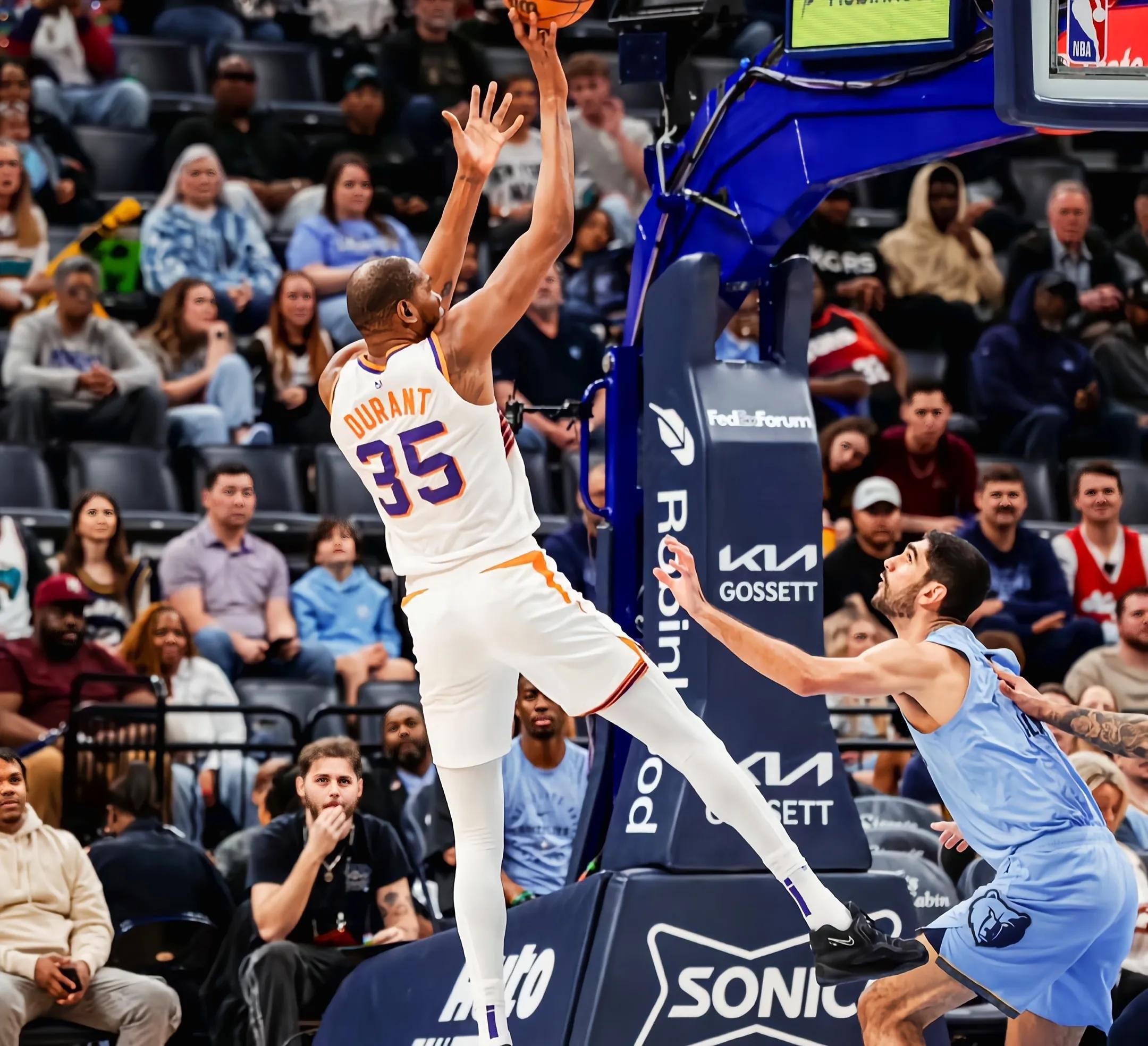 勇士主场胜灰熊,杜兰特双双砍下30分的简单介绍 勇士主场胜灰熊,杜兰特双双砍下30分的简单介绍