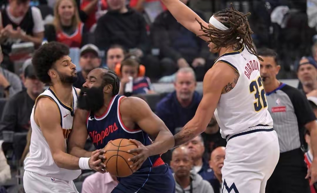 包含快船寻求战火箭，实力碰撞谁更具优势？的词条